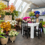 Winkelpresentatie zijdebloemen